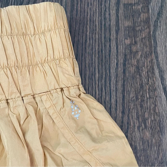 Free People Movement The Way Home high rise shorts size medium - Picture 4 of 7